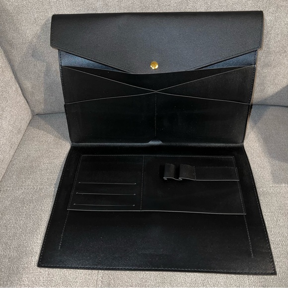 NWT Glass Ladder and Company Portfolio Clutch - Picture 7 of 12